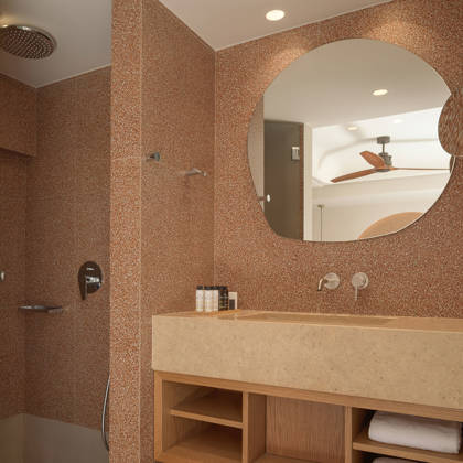 Deluxe-Room-8