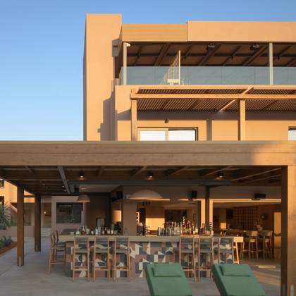 paralos-venus-suites-pool-bar-3.jpg