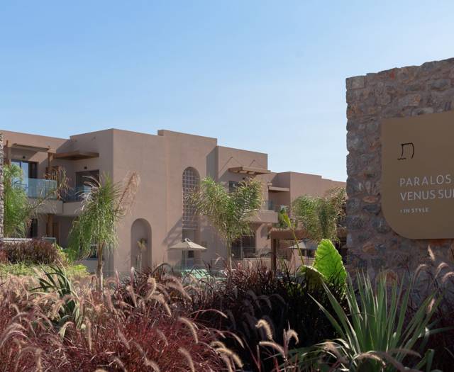 paralos-venus-suites-exterior-2.jpg
