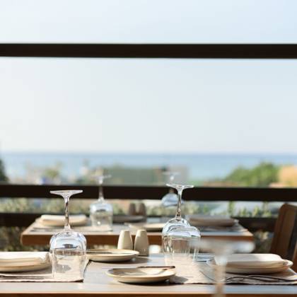 paralos-venus-suites-main-restaurant-13.jpg