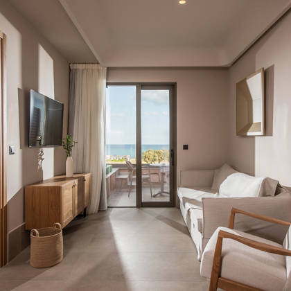 One-Bedroom-Suite-Private-Pool-Sea-View-1.jpg