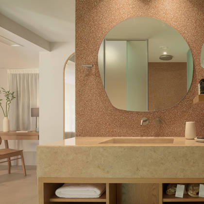 Junior-Suite-Swim-Up-5.jpg
