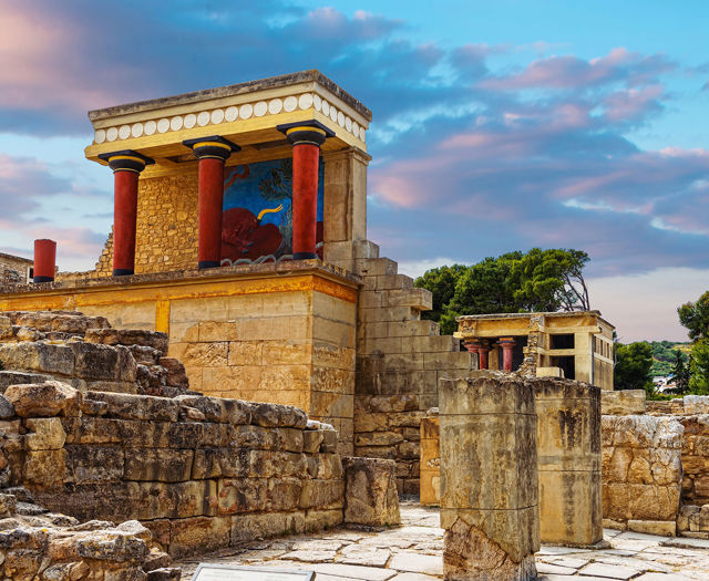 resized_knossos_shutterstock_404534521.jpg