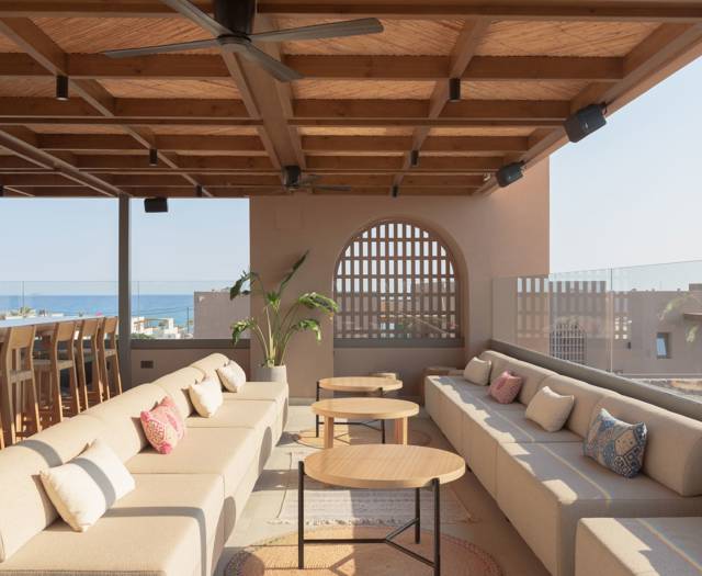 paralos-venus-suites-rooftop-lounge-bar-6.jpg